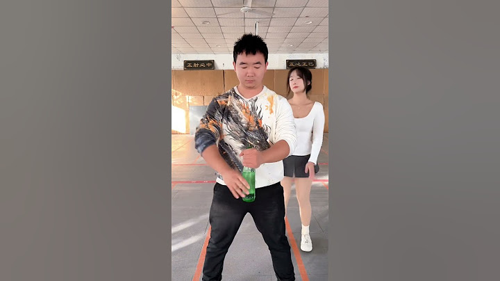特技表演：一张拍碎啤酒瓶 | Stunt performance: a photo of a beer bottle being smashed#kungfu #wingchun #搞笑