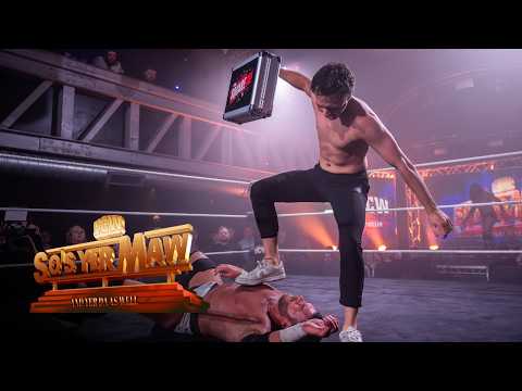 Landon Riley Steals Square Go Briefcase: Mark Coffey vs. Saxon Huxley