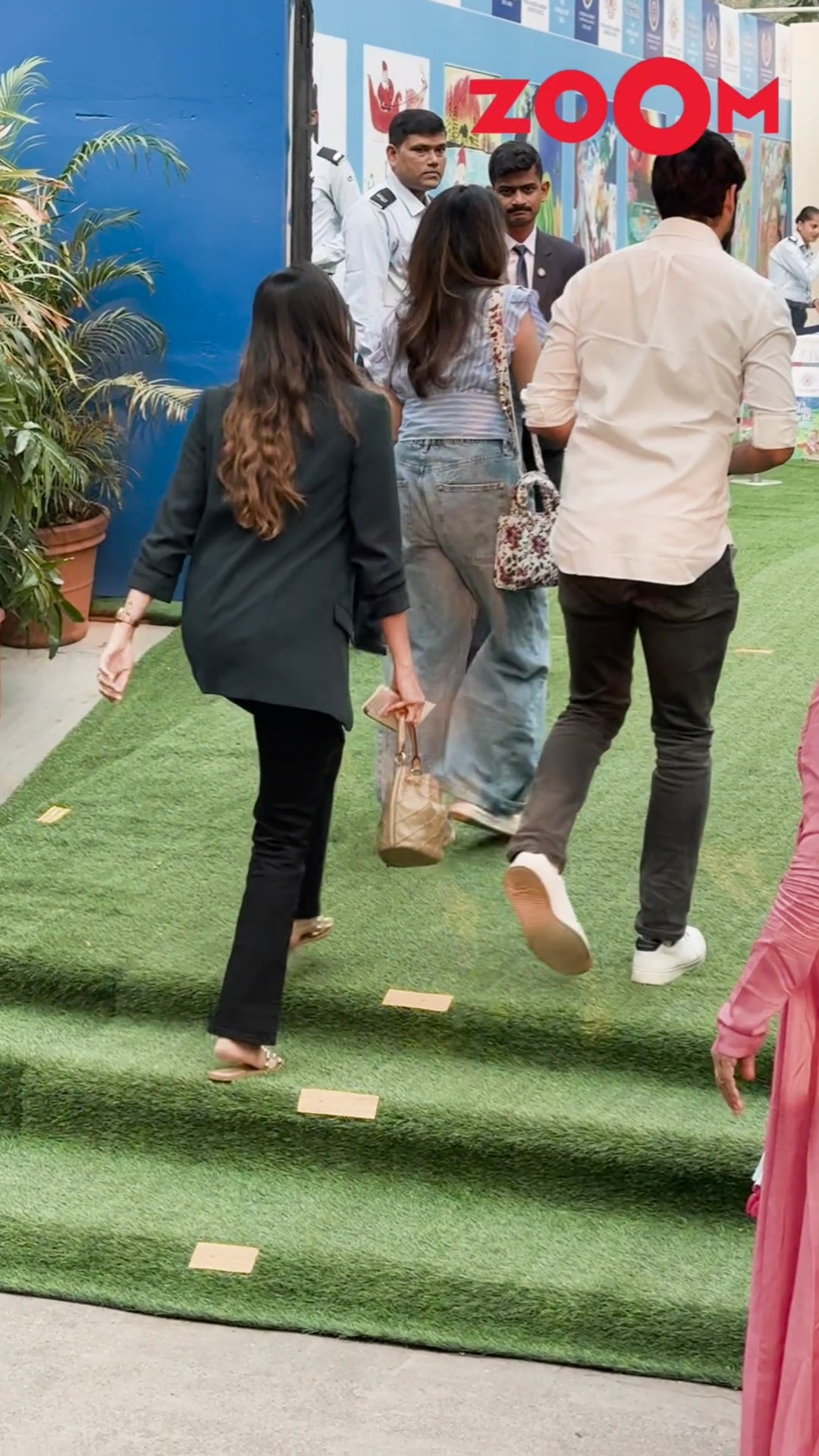 Rohit Sharma's wife Ritika Sajdeh IGNORES paps at Ambani Annual Function ? #shorts