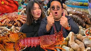 Download Lagu We feasted on seafood at the fish market in Zhengzhou, China, with my friend @Cinmhef. MP3