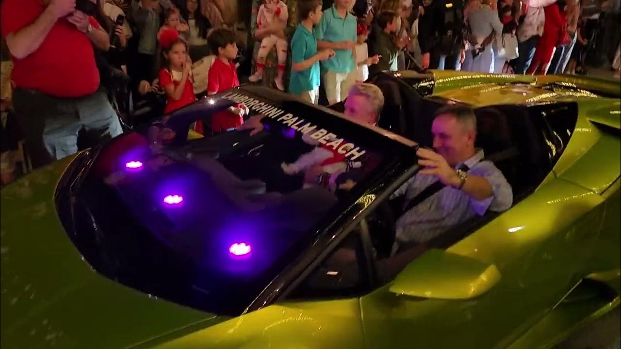 Worth avenue Tree Lighting 2022 Santa on RollsRoyce by Realtor