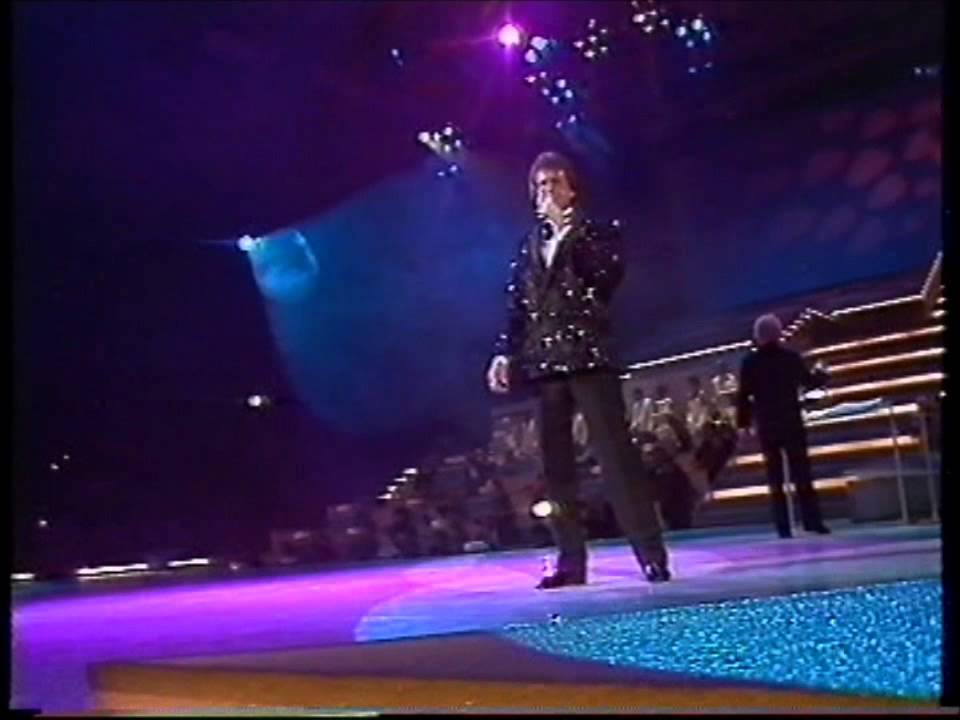 Lee Towers - My woman my wife (gala of the year 1987) - YouTube