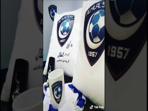 انا شمسه وهو بعين سما