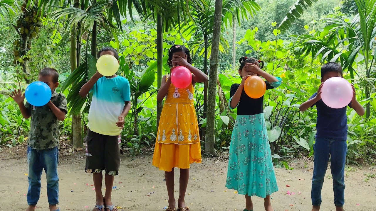 Blow Up Balloons Without Seeing Untill Burst Best Fun Playtime blow-up-balloons-without-seeing-untill-burst-best-fun-playtime