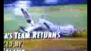 Barry Larkin smashes catcher