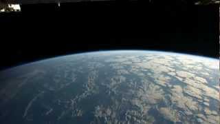 Epic flyover of the Earth on the ISS