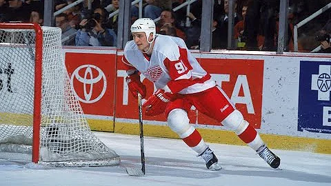 Sergei Fedorov scores 5 goals vs Capitals and Konstantinov 4 assists (26 dec 1996)