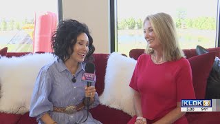 Randi Mahomes, Patrick Mahomes' momma, was in Lubbock for her Ultimate Sports Parent Experience and