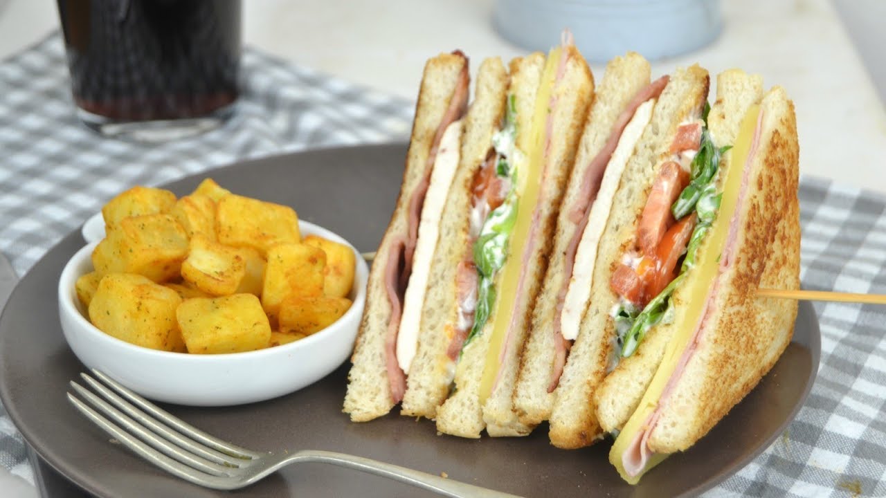 Sandwich club de pollo, estilo VIPS ¡Fácil, rápido y delicioso! - YouTube