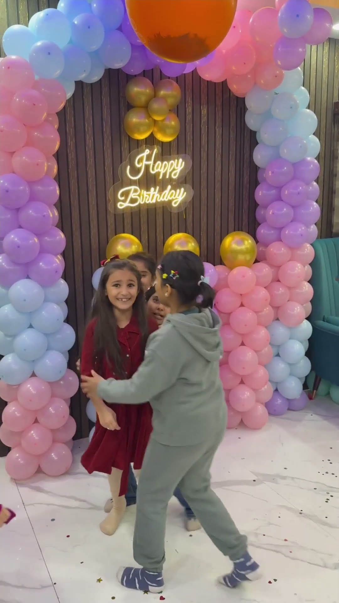Maahi Birthday Big Balloon Popping ???