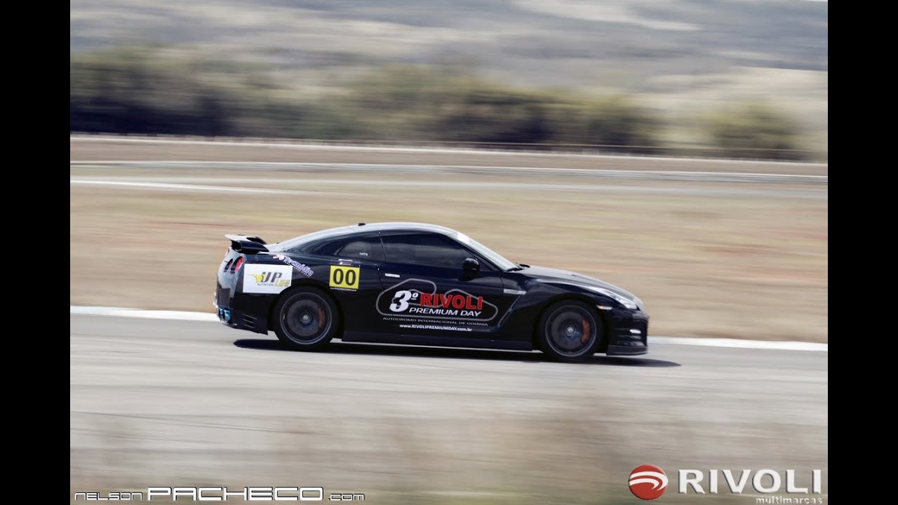 NEL377 - Nissan R35 GT-R 750hp in Goiânia-GO Brazil (Accelerations ...