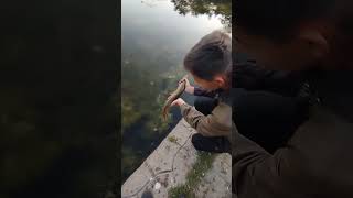 отпускаем хорошую щуку #fishing #рыбалканафидер #рыбалка #рыбалканаозере #carpfishing #щука #окунь