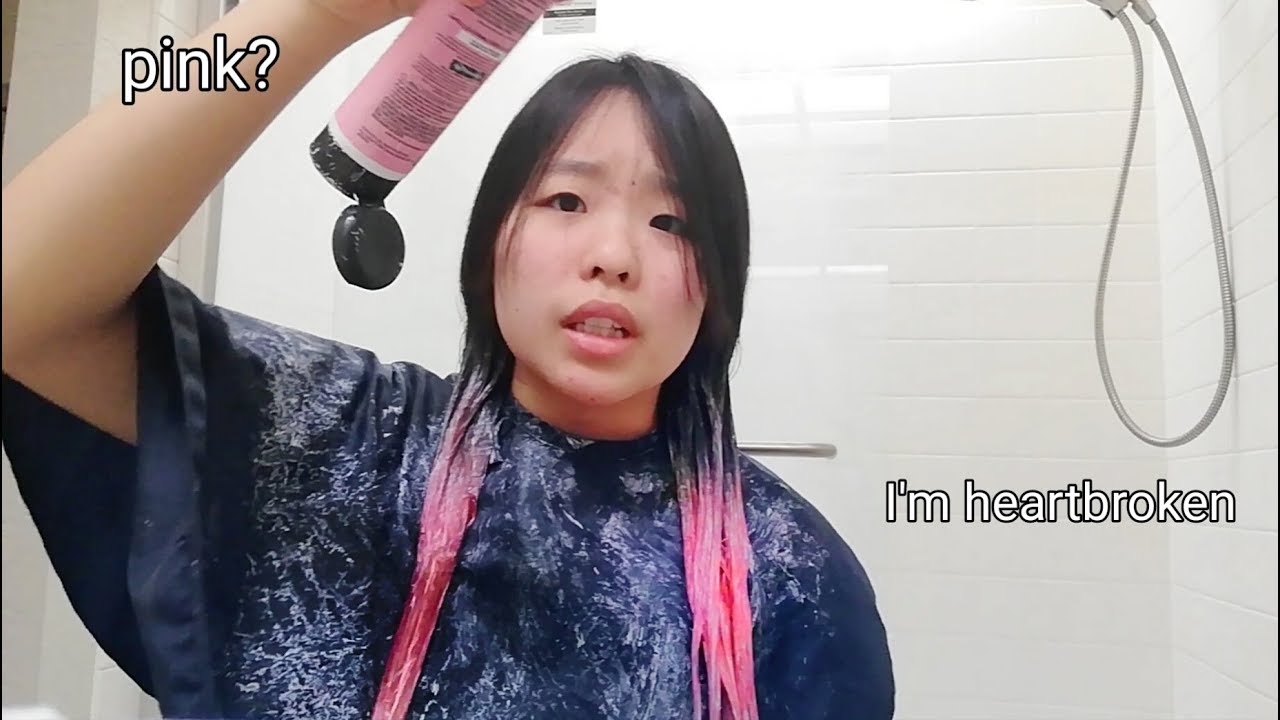Dying my hair pink FAIL 😭 - YouTube