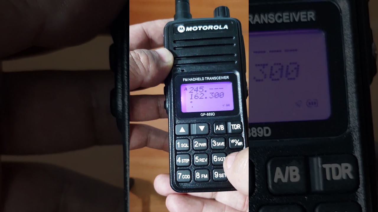 วิธีบันทึกช่องแดง motorola GP889D