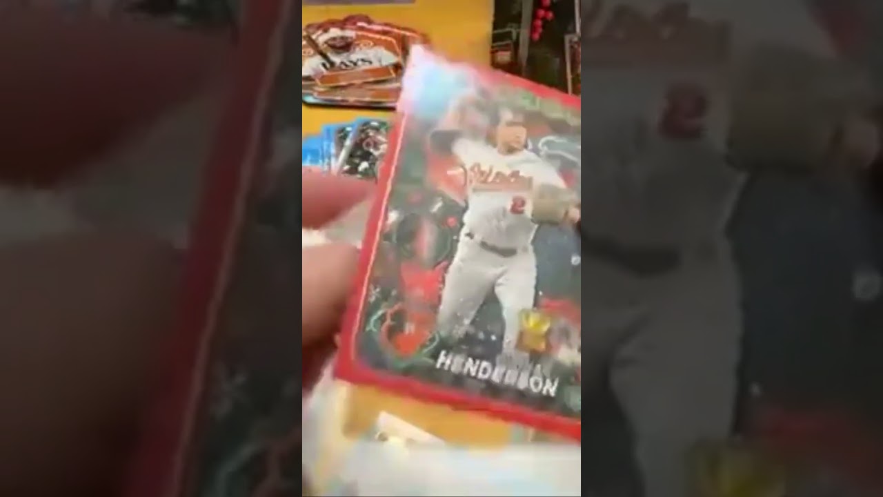 Gunner Henderson Red of 10 pulled in Holiday Mega Box