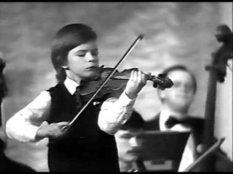 Kirill Troussov (age 7) plays Mozart Violin Concerto No.3