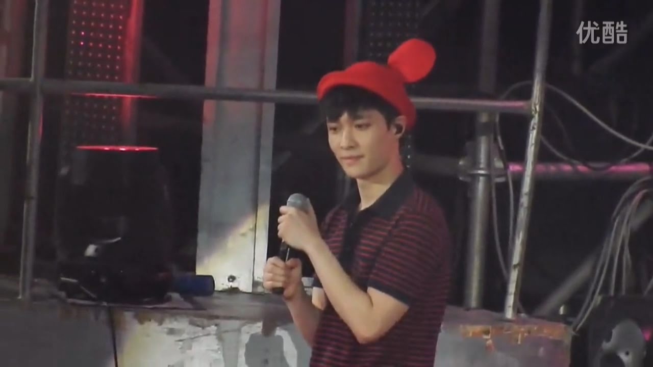 [Qiao] 160305 EXO luXion Dalian 张艺兴 LAY Focus - PETER PAN + XOXO