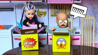 ПОПРОБУЙ УГАДАТЬ ПРАВИЛЬНУЮ КОРОБКУ😱🎁🤣 Катя и Макс веселая семейка! Куклы Барби истории ДАРИНЕЛКА ТВ