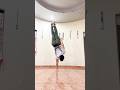 One Arm Handstand