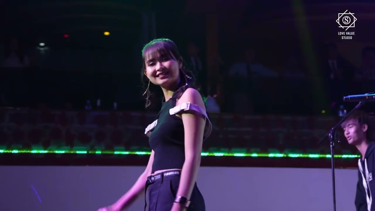 Ko Ko Lu Soe Gyi (ကိုကိုလူဆိုးကြီး)Live Show