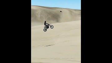 Thumbnail of Dirt Bike extreme jump in the dunes