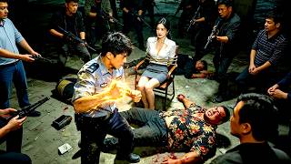 被眾人嫌棄的小保全竟是隱世武皇！ 1拳幹翻100個惡霸秒殺全場救下美女總裁，讓所有瞧不起他的人跪下磕頭認錯！美女總裁當場獻身報恩！#短劇 #逆襲 #爽文 #系統 #穿越 screenshot 1
