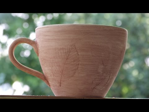 Видео: Как соединить два кусочка глины?