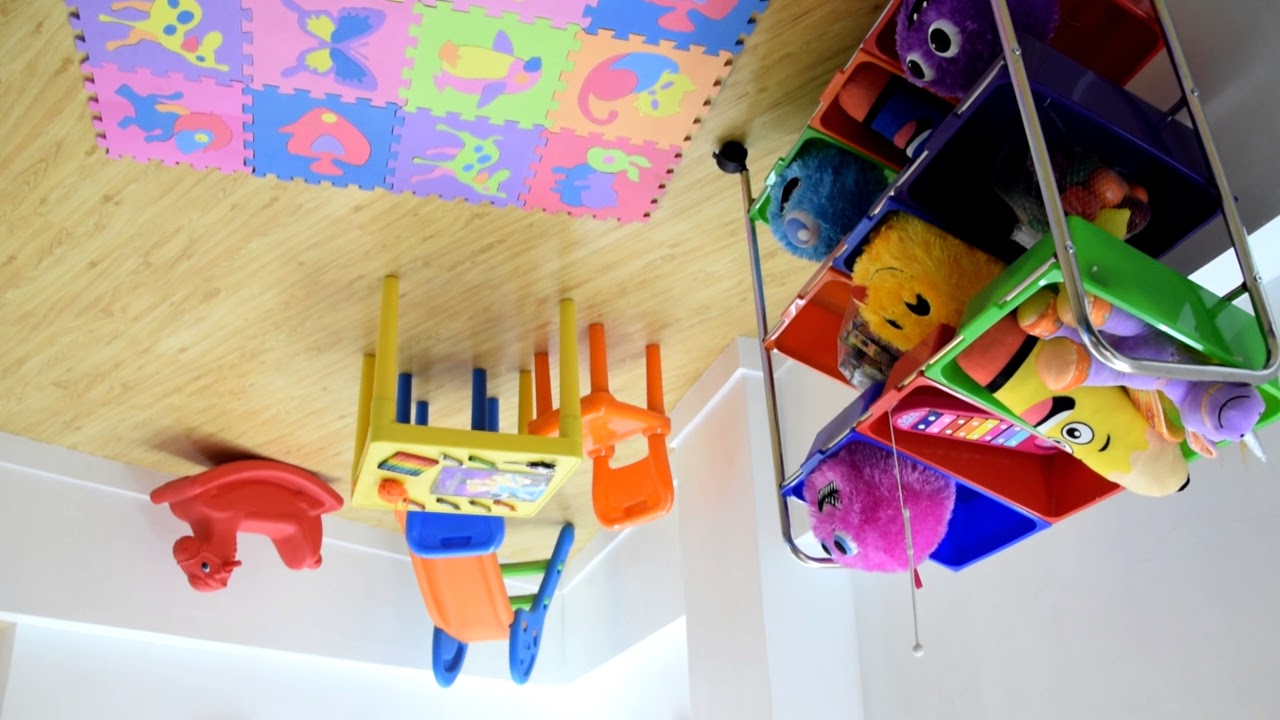 Upside Down House Museum