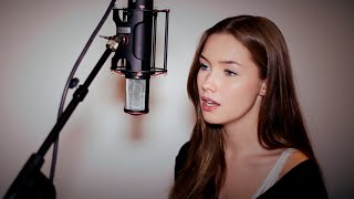 Video thumbnail of "Alan Walker - Faded (Sara Farell Cover)"