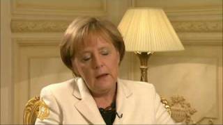 Merkel insists euro will stay strong