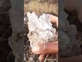 finding qutraz crystal amethyst stone at the mountain #diamondhunter #satisfying #crystals #shorts