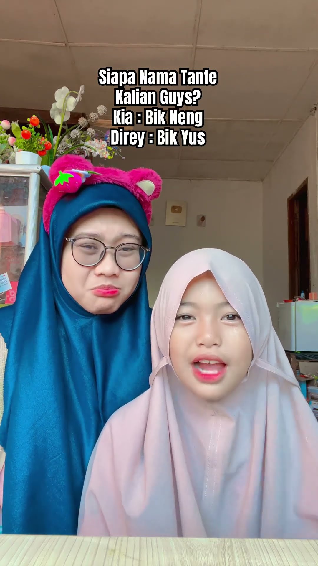Siapa nama tante kalian guys ? Kia : Bik Neng