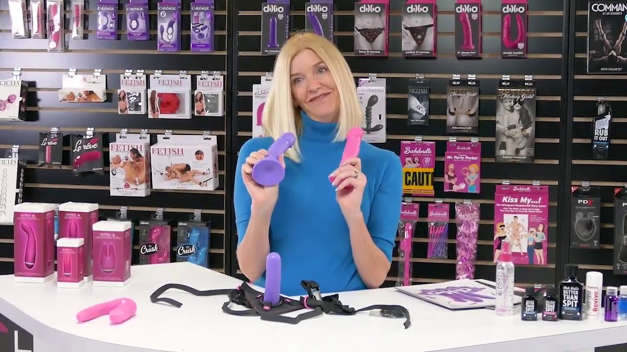 Lion's Den | Sunny Rodgers Sexual Health Expert with Dillio by Pipedream Products