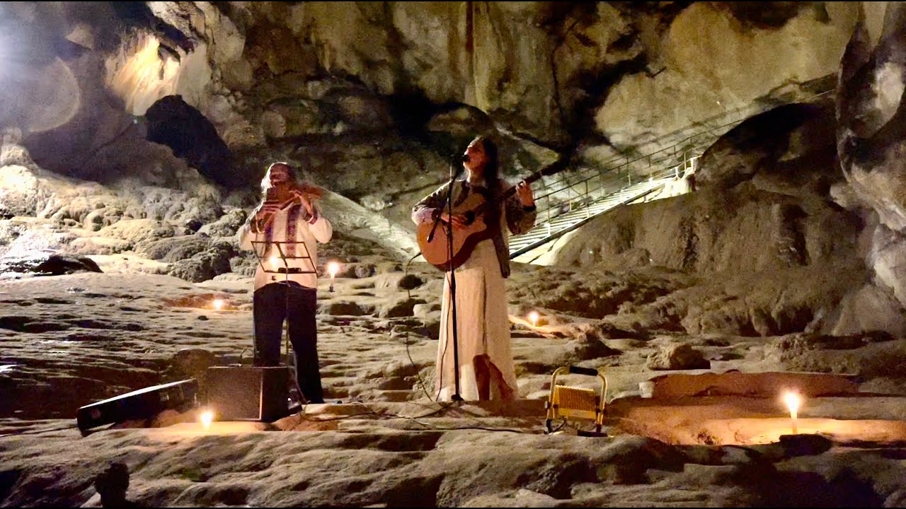 Ilse Oversier & Christian Koenig dans la grotte de Lombrives 🕊🦋