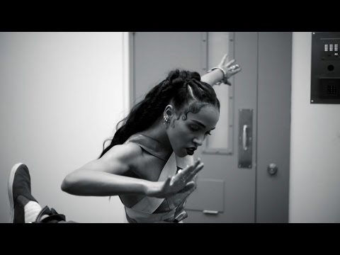 FKA twigs (+) Video Girl