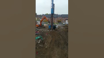 Vibro Stone piling plant in operation .