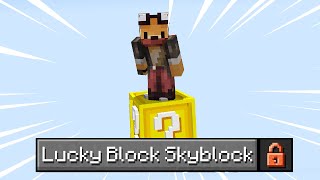 Minecraft Skyblock but a Lucky Block spawns every 60 seconds...