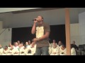 Lecrae peforms at Bethlehem Baptist Church (@Lecrae @Reachrecords)