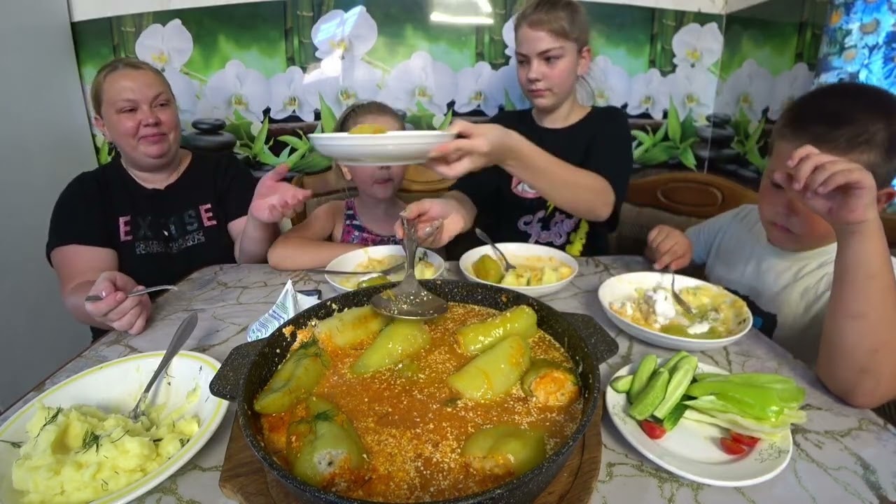 Мукбанг фаршированный перец 🌶 