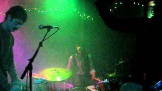 Video thumbnail of "The Catholic Comb - Frisbee In The Rain (Live)"