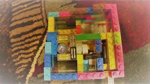 Big Lego candy machine MECHANISM wih coin rejection