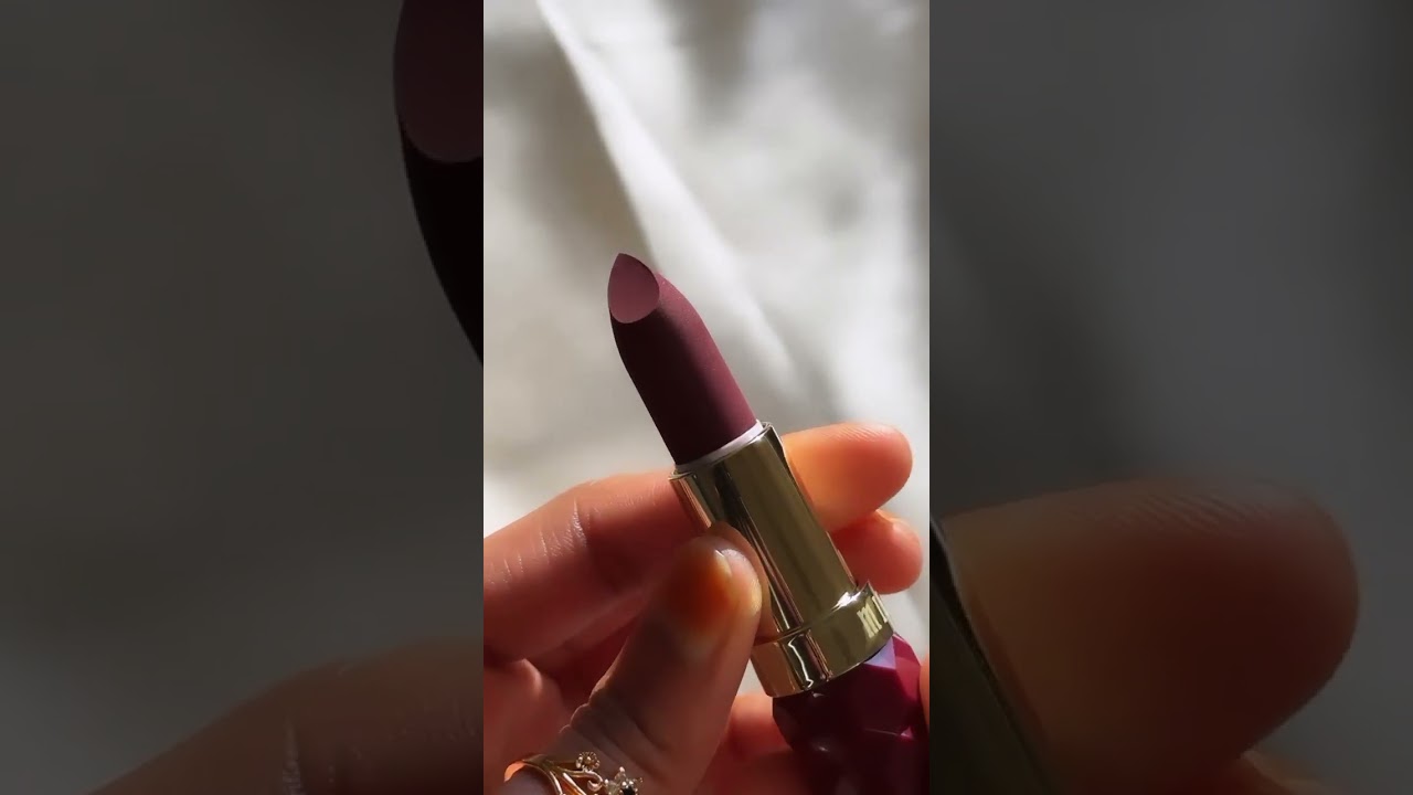 Milani Lipstick💄💄Dahila Matte👄