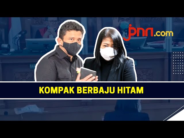 Lepas Kerinduan, Ferdy Sambo Peluk Putri Candrawathi di Ruang Sidang