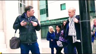 Francis Rossi (Status Quo) blanking dealers @ the BBC! #shame 😂😂😂😂