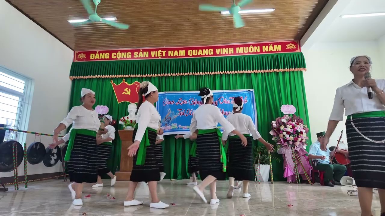 Giao Lưu Văn Nghệ Dân Tộc Thổ | Điệu Múa Truyền Thống Nghệ An – Đậm Đà Bản Sắc Quê Hương