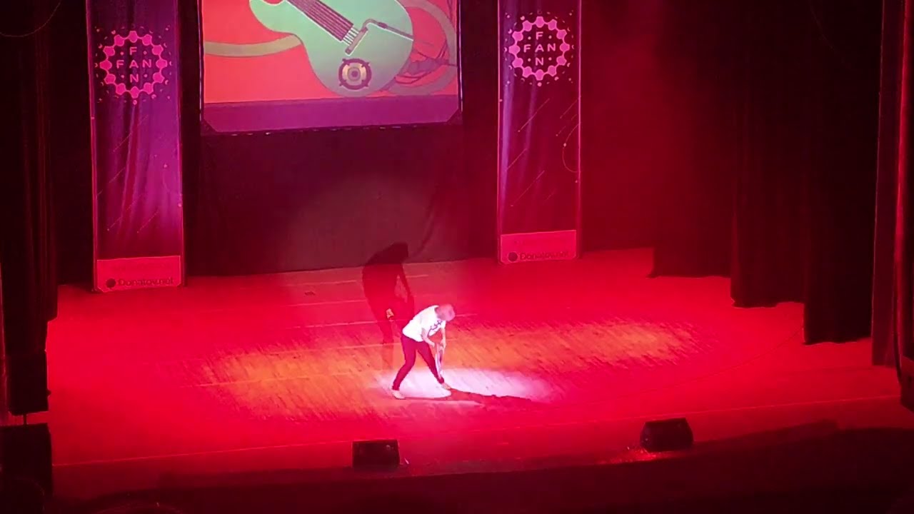 Waka-Wakashi Fan-Fan зима 2026 косплей-сценка по Alien Stage