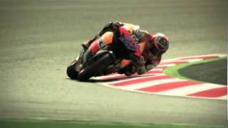 Casey Stoner cornering slide