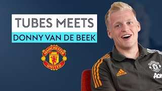 Who does Van de Beek think is the BEST Dutchman to play for Manchester United? 👀  | Tubes Meets