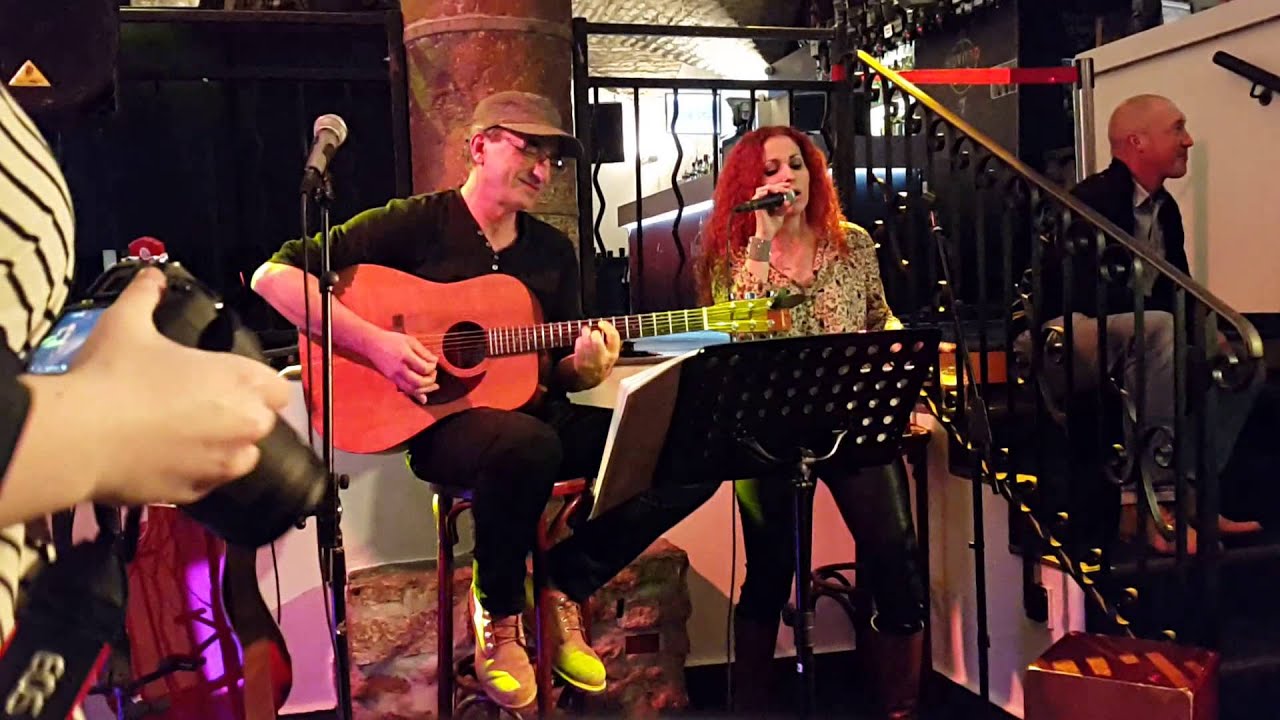 American boy cover by Acoustic Dream 