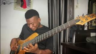 Bassist playing Xtra Cool - Young John But his Bass Lines are too Hot. 🔥🔥🔥(Bass Cover)